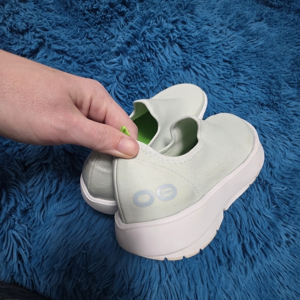 Oofos Oomg Eezee Slip On Loafers Size 8 - Picture 6 of 9